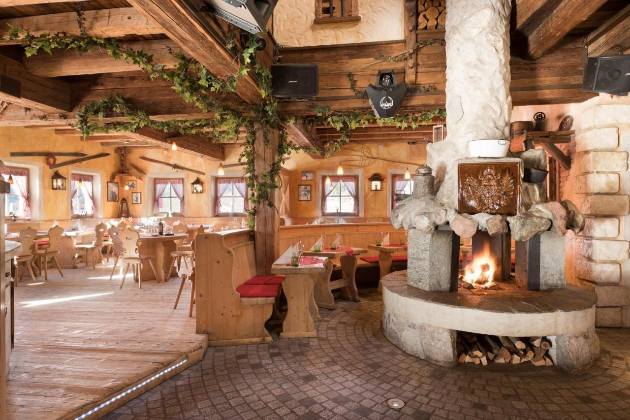 Der Waldhof Hotel Scheffau am Wilden Kaiser Ngoại thất bức ảnh