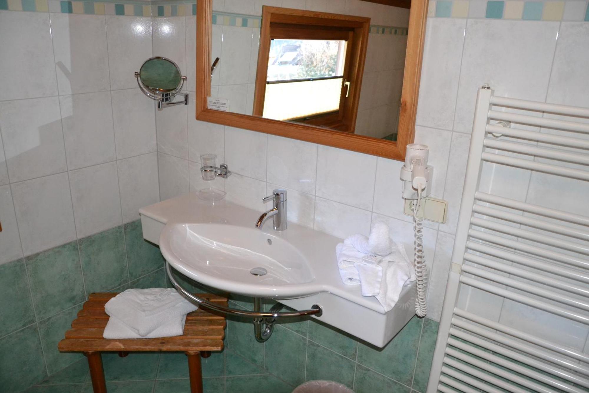 Der Waldhof Hotel Scheffau am Wilden Kaiser Phòng bức ảnh